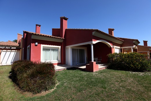 Adosado - Venta - Miami Playa - Miami Playa