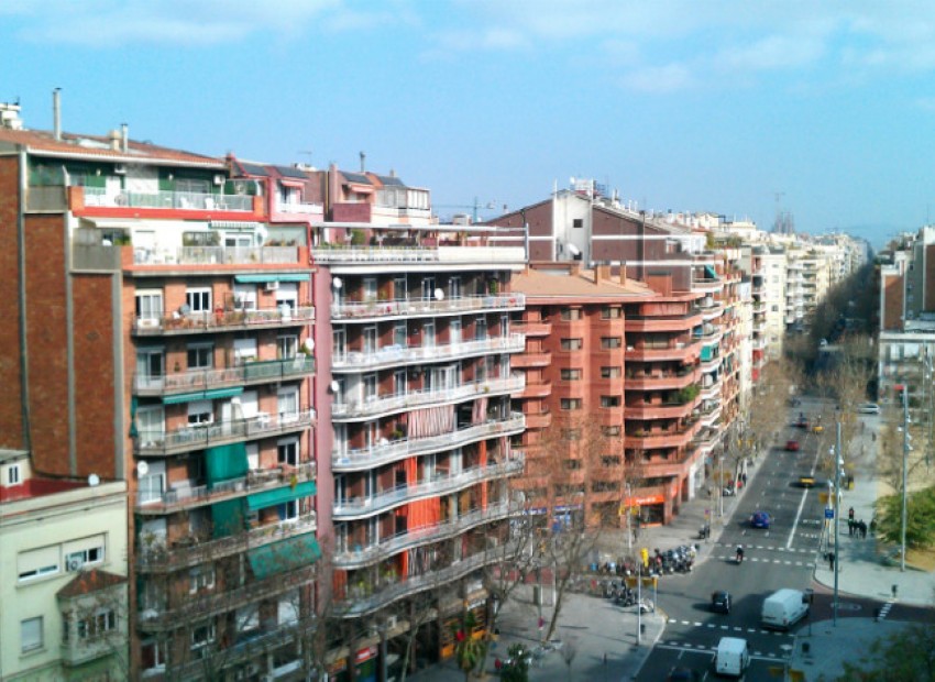 Продажа - Piso -
Barcelona Sants-Poble sec-Montjuic - Barcelona Sants