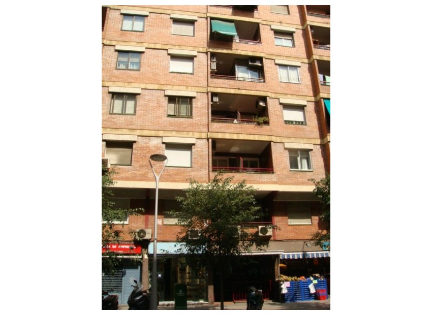 Продажа - Piso -
Barcelona