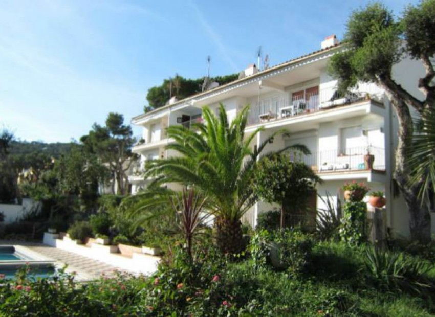 Продажа - Piso -
Begur, Calella de Palafrugell - mar