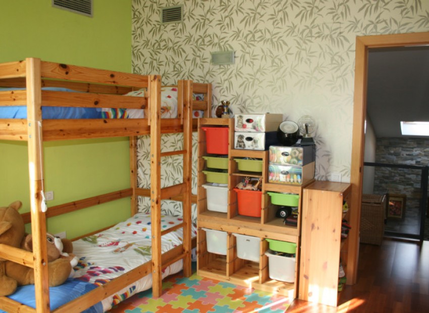 Продажа - Piso -
Castelldefels