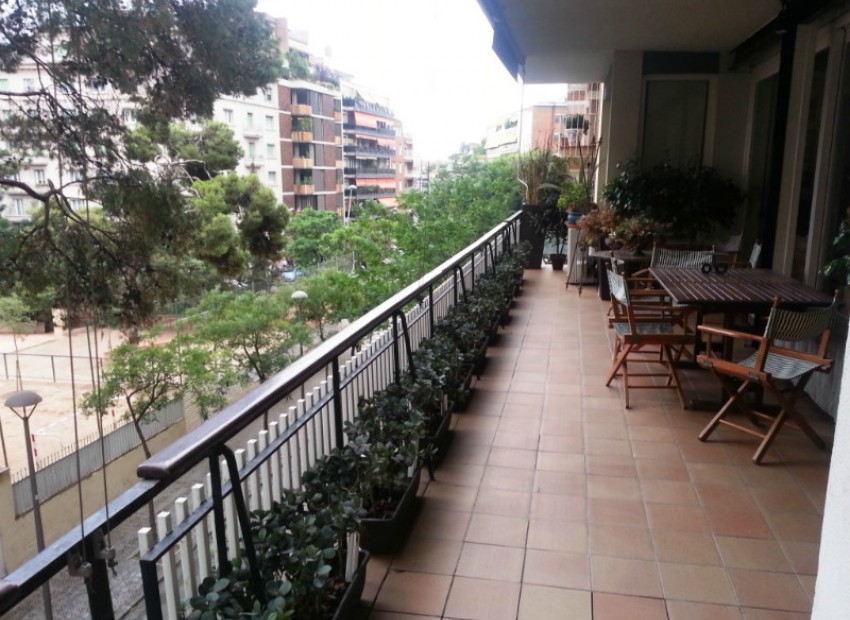 Продажа - Piso -
Sarrià-Sant Gervasi-Pedralbes