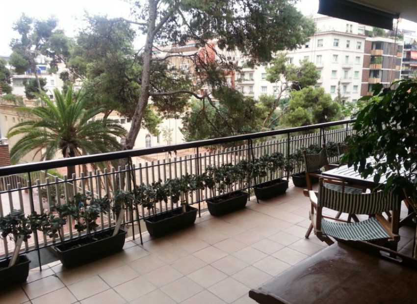 Продажа - Piso -
Sarrià-Sant Gervasi-Pedralbes