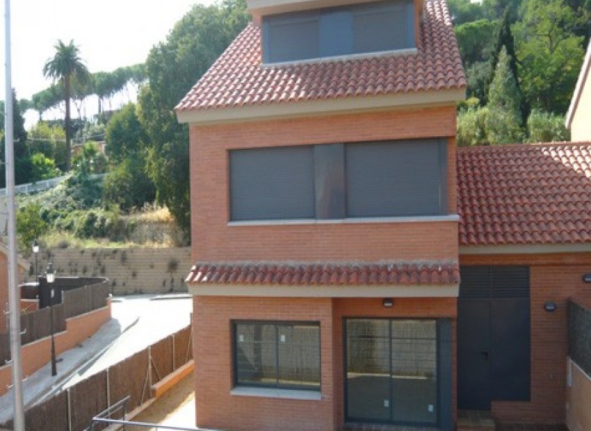 Sale - Chalet -
Barcelona alrededor - Barcelona - Sant Andreu de Llavaneras