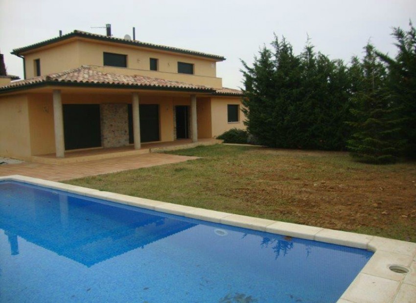 Sale - Chalet -
Begur, Calella de Palafrugell - mar