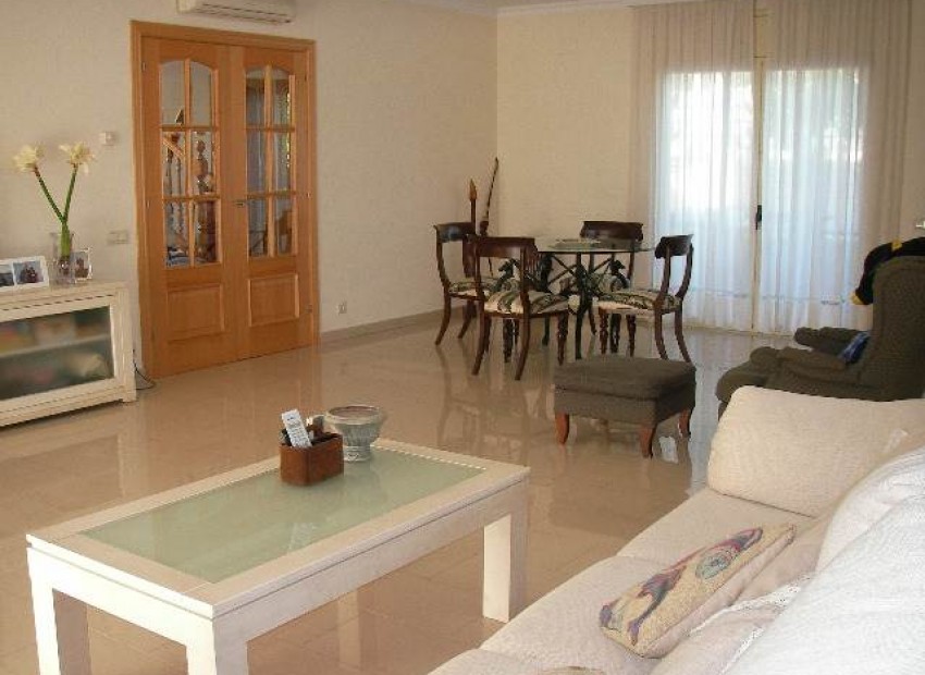 Sale - Chalet -
Calafell