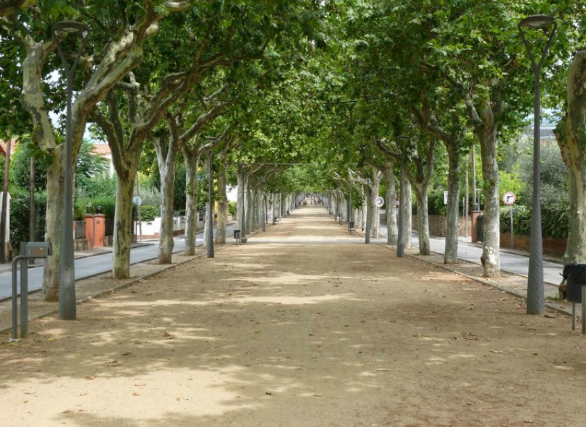 Sale - Chalet -
Calafell