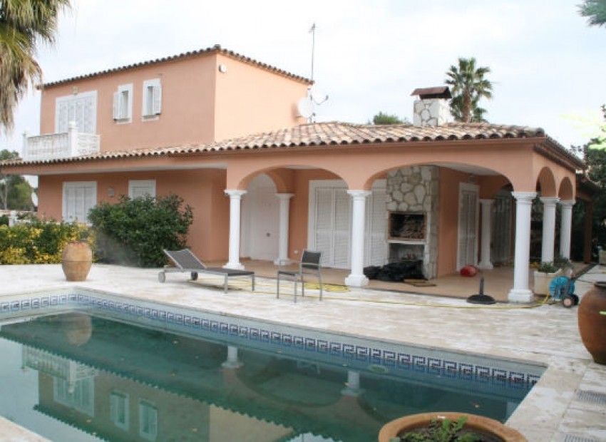 Sale - Chalet -
Patja de Aro - Sant Feliu de Guixols - Sant Antoni de Calonge - Costa
