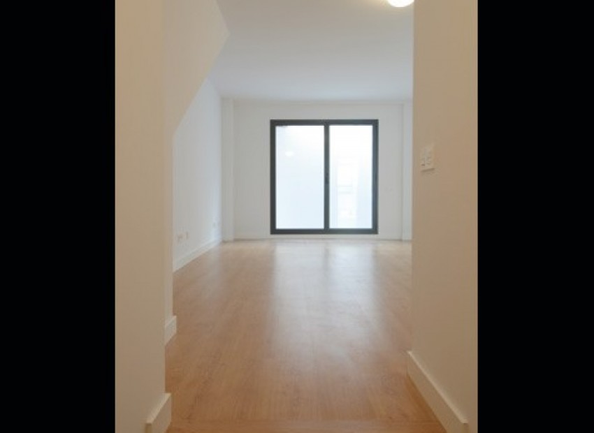 Sale - Piso -
Barcelona - El Poblenou