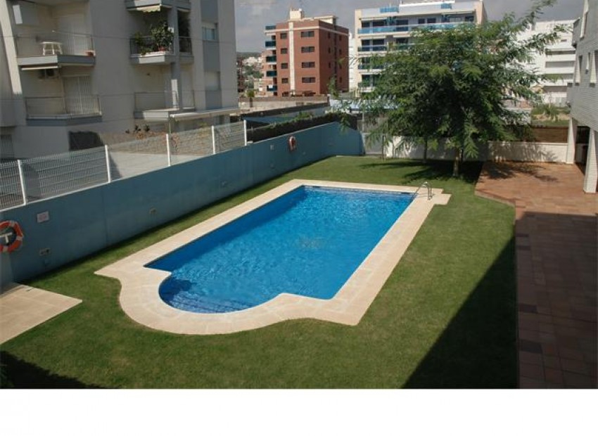 Sale - Piso -
Calafell