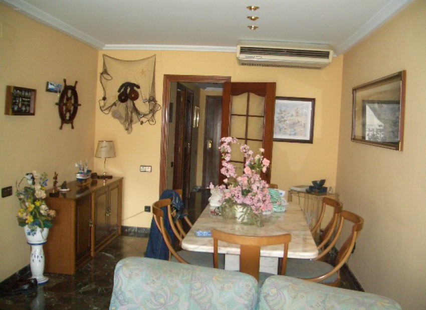 Sale - Piso -
Calafell