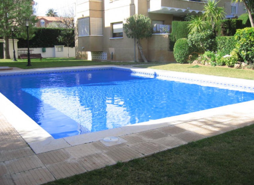 Sale - Piso -
Calafell