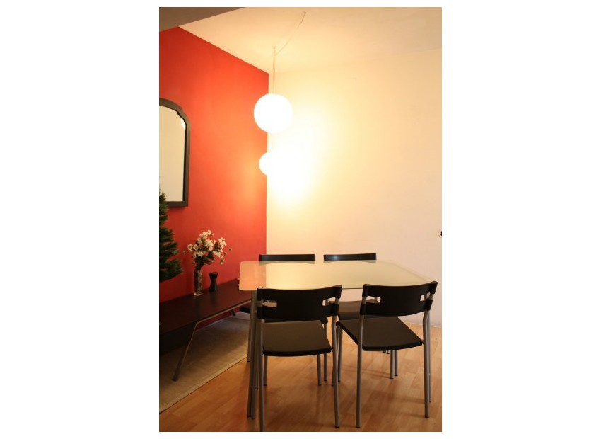 Sale - Piso -
Eixample