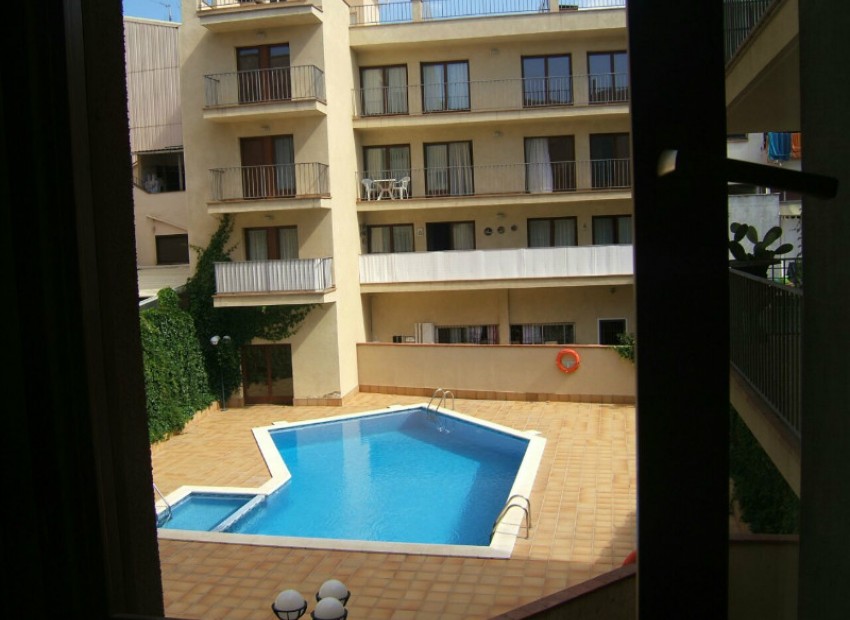 Sale - Piso -
Lloret de mar - Blanes - Tossa de mar - 1