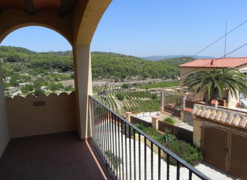 Venda - Chalet -
Coma Ruga