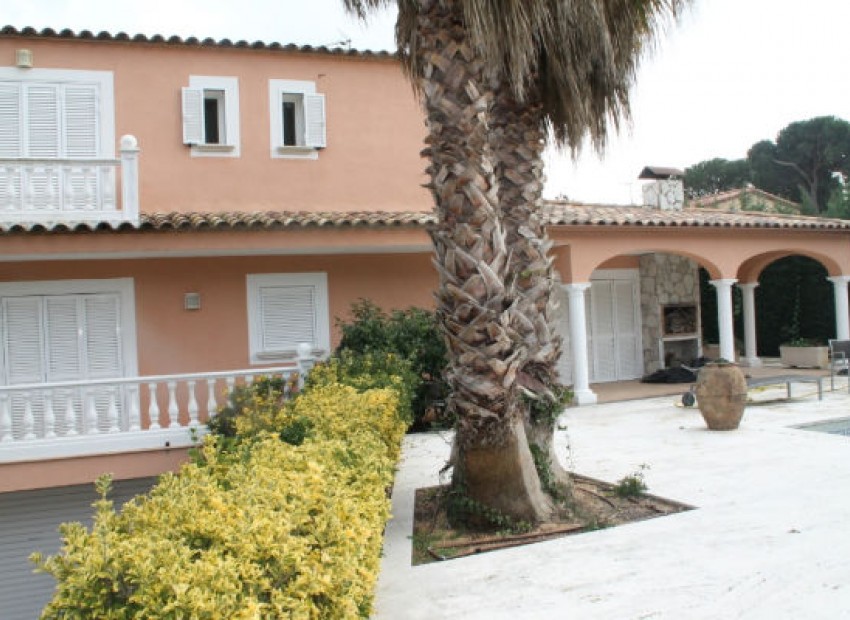 Venda - Chalet -
Patja de Aro - Sant Feliu de Guixols - Sant Antoni de Calonge - Costa