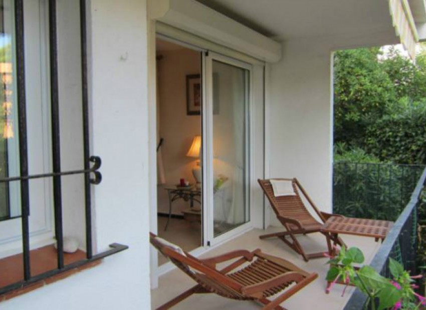 Venda - Piso -
Begur, Calella de Palafrugell - mar