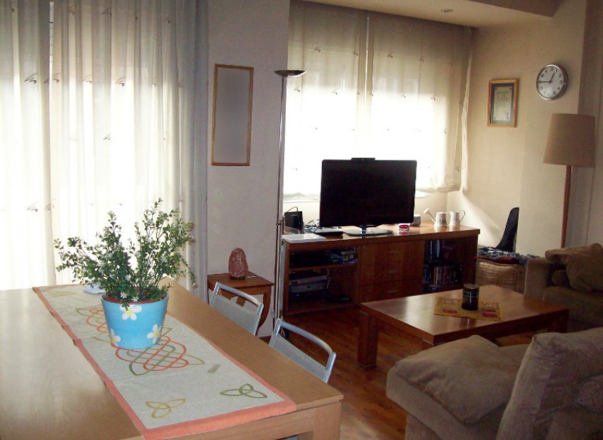 Venda - Piso -
Eixample