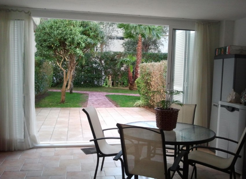 Venda - Piso -
Patja de Aro - Sant Feliu de Guixols - Sant Antoni de Calonge - Costa