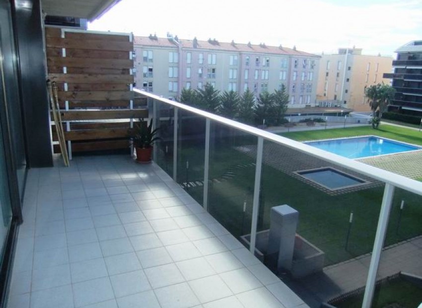 Venda - Piso -
Patja de Aro - Sant Feliu de Guixols - Sant Antoni de Calonge - Costa