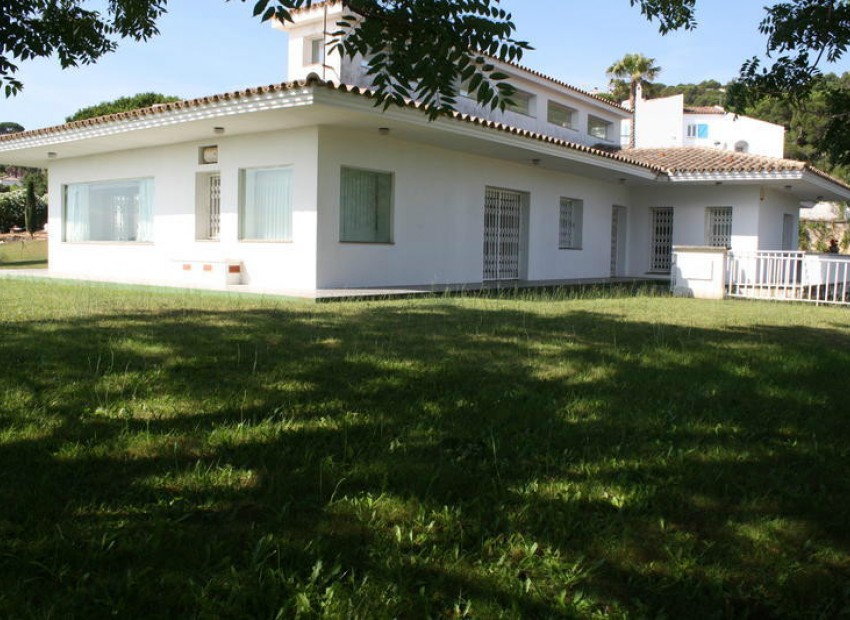Venta - Chalet -
Patja de Aro - Sant Feliu de Guixols - Sant Antoni de Calonge - Costa
