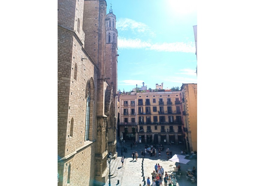 Venta - Piso -
Barcelona - El Gòtic