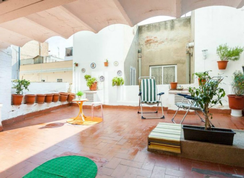 Venta - Piso -
Barcelona - El Poblenou