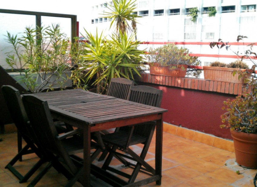 Venta - Piso -
Barcelona Sants-Poble sec-Montjuic - Barcelona Sants