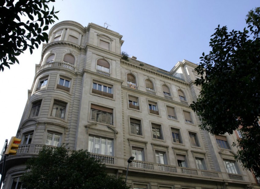 Venta - Piso -
Eixample