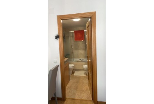 Sale - Piso -
Cubellas