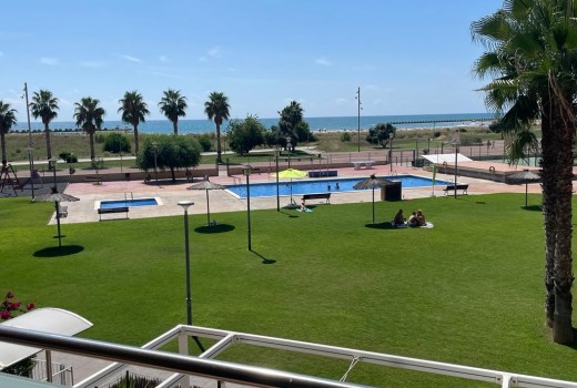 Sale - Piso -
Cubellas