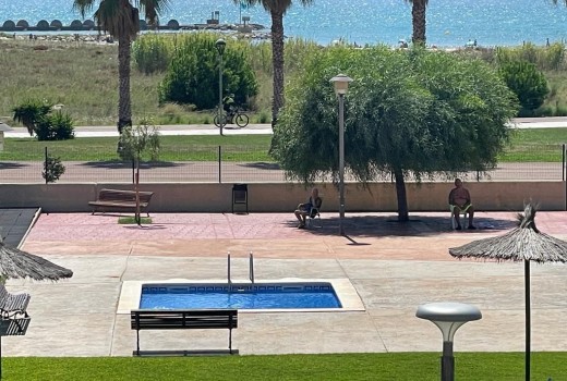 Sale - Piso -
Cubellas