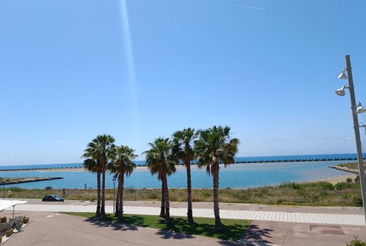 Sale - Piso -
Cubellas