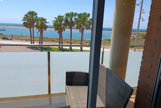 Sale - Piso -
Cubellas