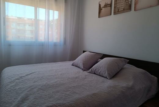 Sale - Piso -
Cubellas