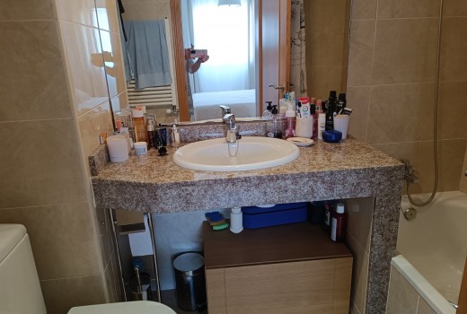 Sale - Piso -
Cubellas