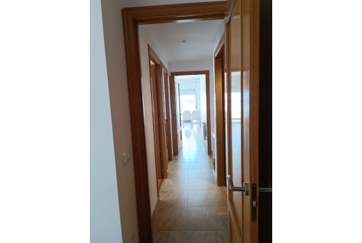 Sale - Piso -
Cubellas