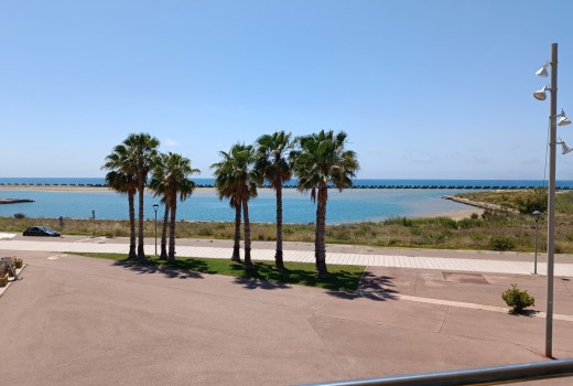 Sale - Piso -
Cubellas