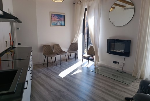 Venta - Piso -
Barcelona - El Gòtic