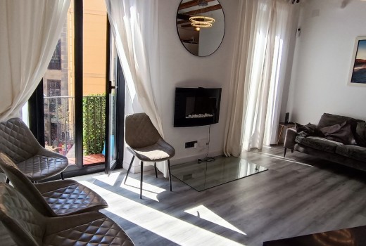 Venta - Piso -
Barcelona - El Gòtic