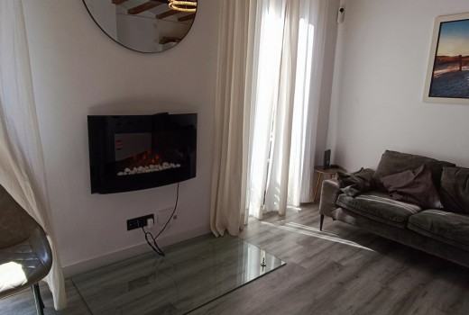 Venta - Piso -
Barcelona - El Gòtic