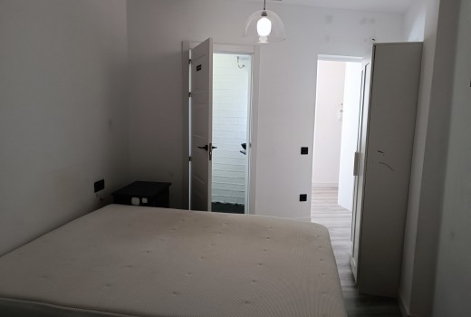 Venta - Piso -
Barcelona - El Gòtic