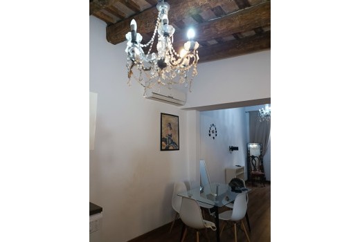 Venta - Piso -
Barcelona - El Gòtic