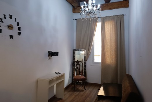 Venta - Piso -
Barcelona - El Gòtic