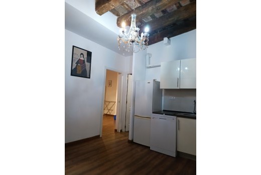 Venta - Piso -
Barcelona - El Gòtic