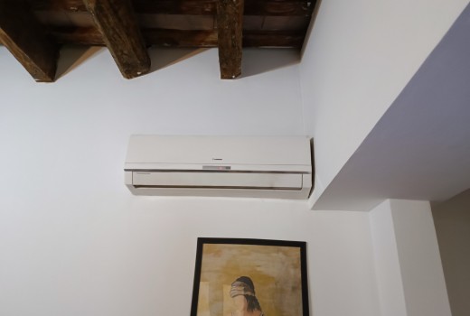 Venta - Piso -
Barcelona - El Gòtic