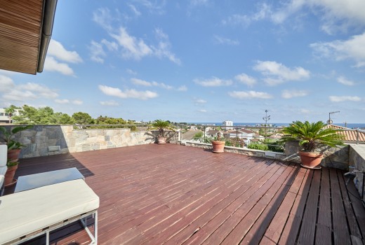 Sale - Chalet -
Cunit