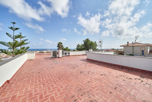 Sale - Chalet -
Cunit