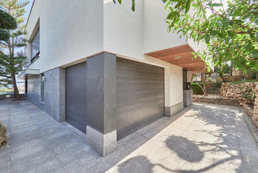 Sale - Chalet -
Cunit